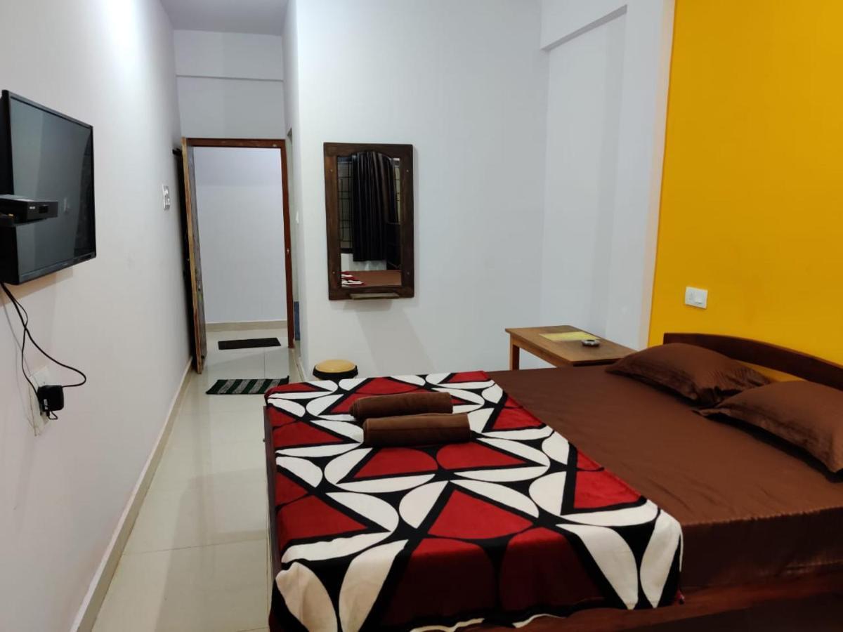 Rishi House Hotel Arambol Exterior photo